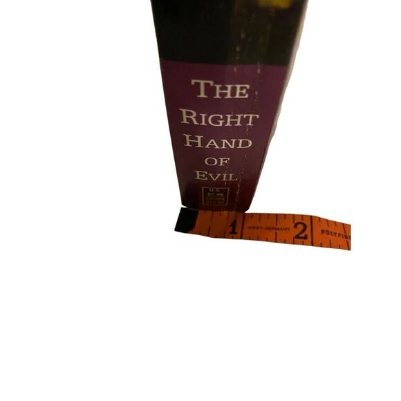 The Right Hand Of Evil By John Saul Paperback Book Novel - Picture 12 of 13
